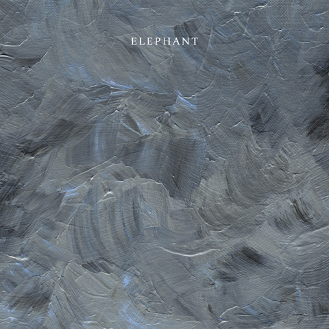  지난 16일 발표된 정준일의 새 미니 음반 < ELEPHANT >