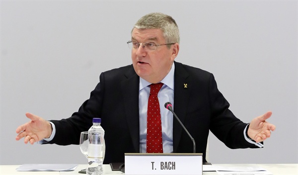 IOC 집행위원회 모두발언하는 토마스 바흐 3일 평창 IBC에서 열린 IOC 집행위원회에서 토마스 바흐 IOC 위원장이 모두발언을 하고 있다. 