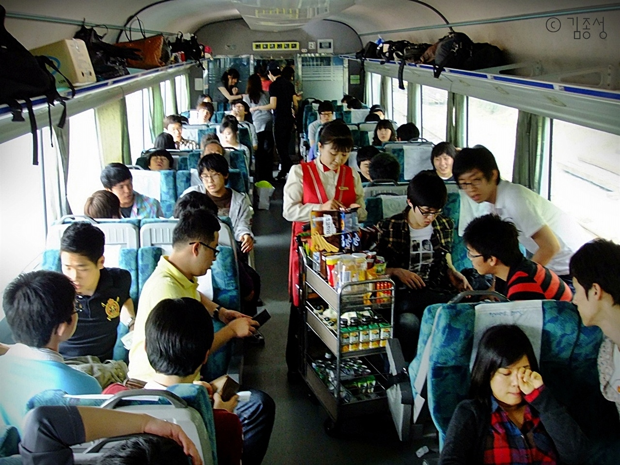 옛 경춘선 열차 안 정경(2005년 촬영).