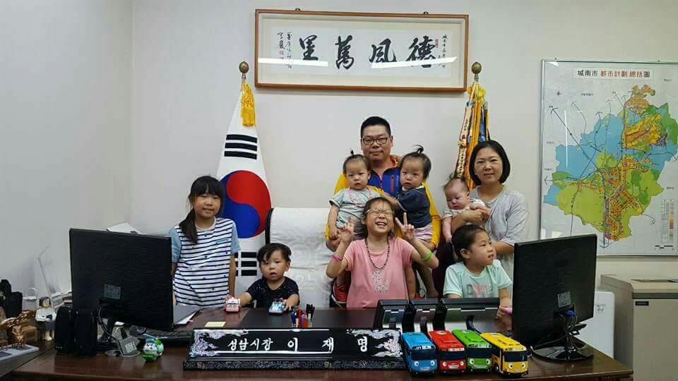 쌍둥이 아버지인 박원석씨는 성남시 공공산후조리지원 사업에 따라 쌍둥이와 막내까지 산후조리를 마쳤다.   