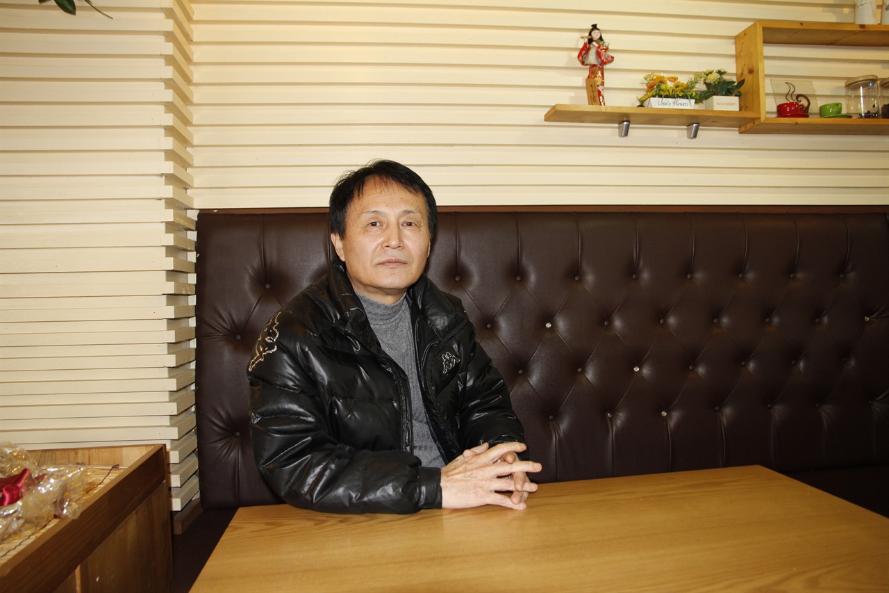 문신구 감독 2018년 2월 6일 서울 서초구 소재 한 카페에서 직접 찍은 문신구 감독의 사진.