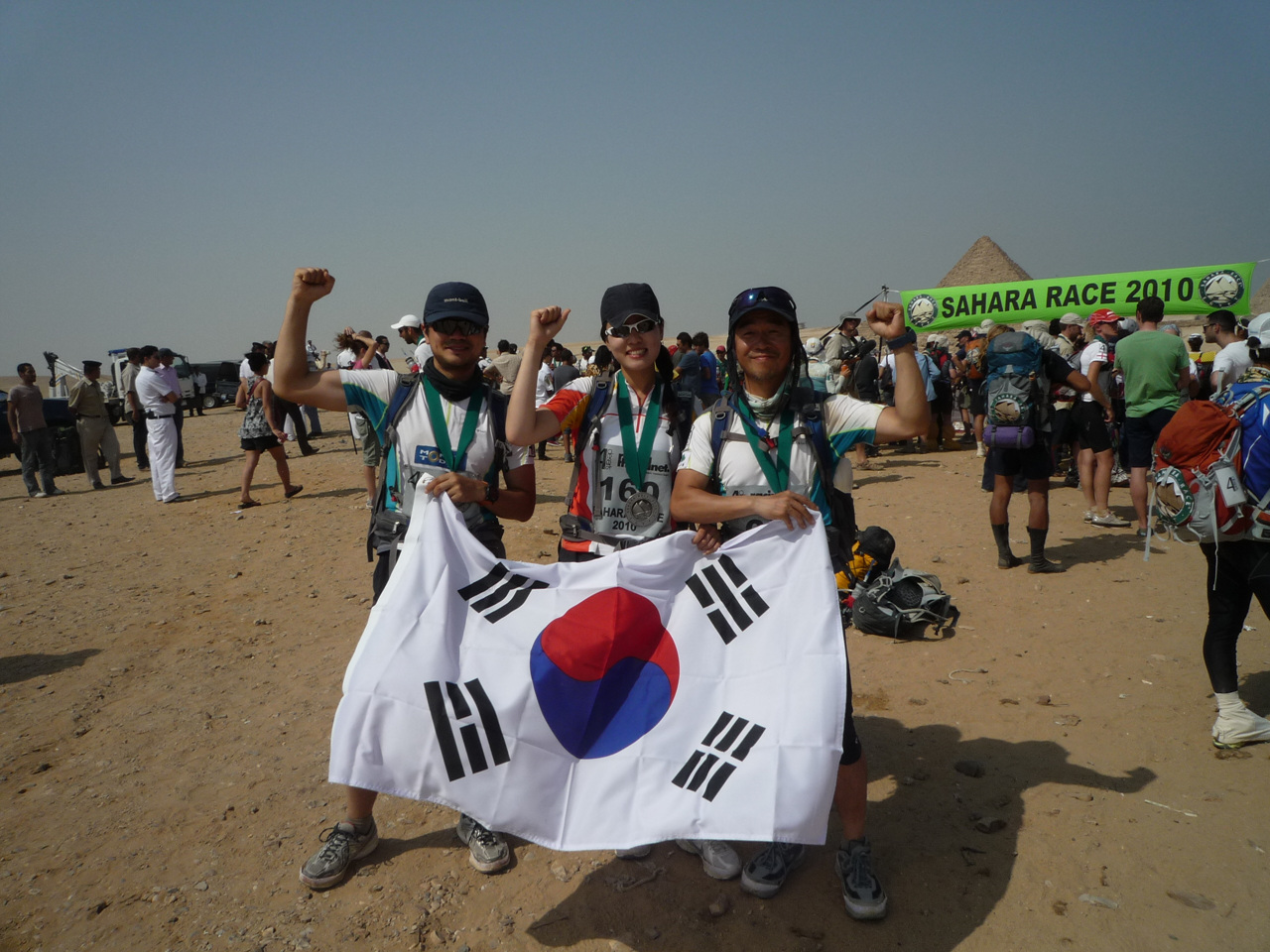 한국의 팀 출전 멤버 <프리덤> 3인... 모두 결승선을 넘었다. 