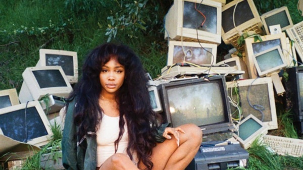  SZA < Ctrl >의 앨범 커버 이미지.