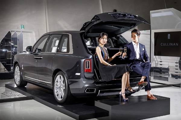 28일 롤스로이스모터카는 서울 중구의 동대문디자인플라자에서 공식 행사를 갖고, 사상 첫 SUV 컬리넌을 출시했다.