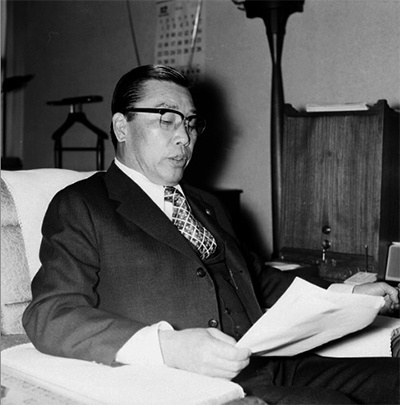 건설부장관 시절의 김재규. 그는 1974년부터 1976년까지, 2년동안 건설부장관을 역임했다. 