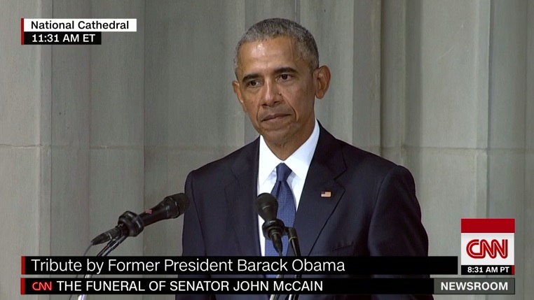버락 오바마 전 미국 대통령의 존 매케인 전 상원의원 장례식 조사 낭독을 중계하는 CNN 방송 갈무리.