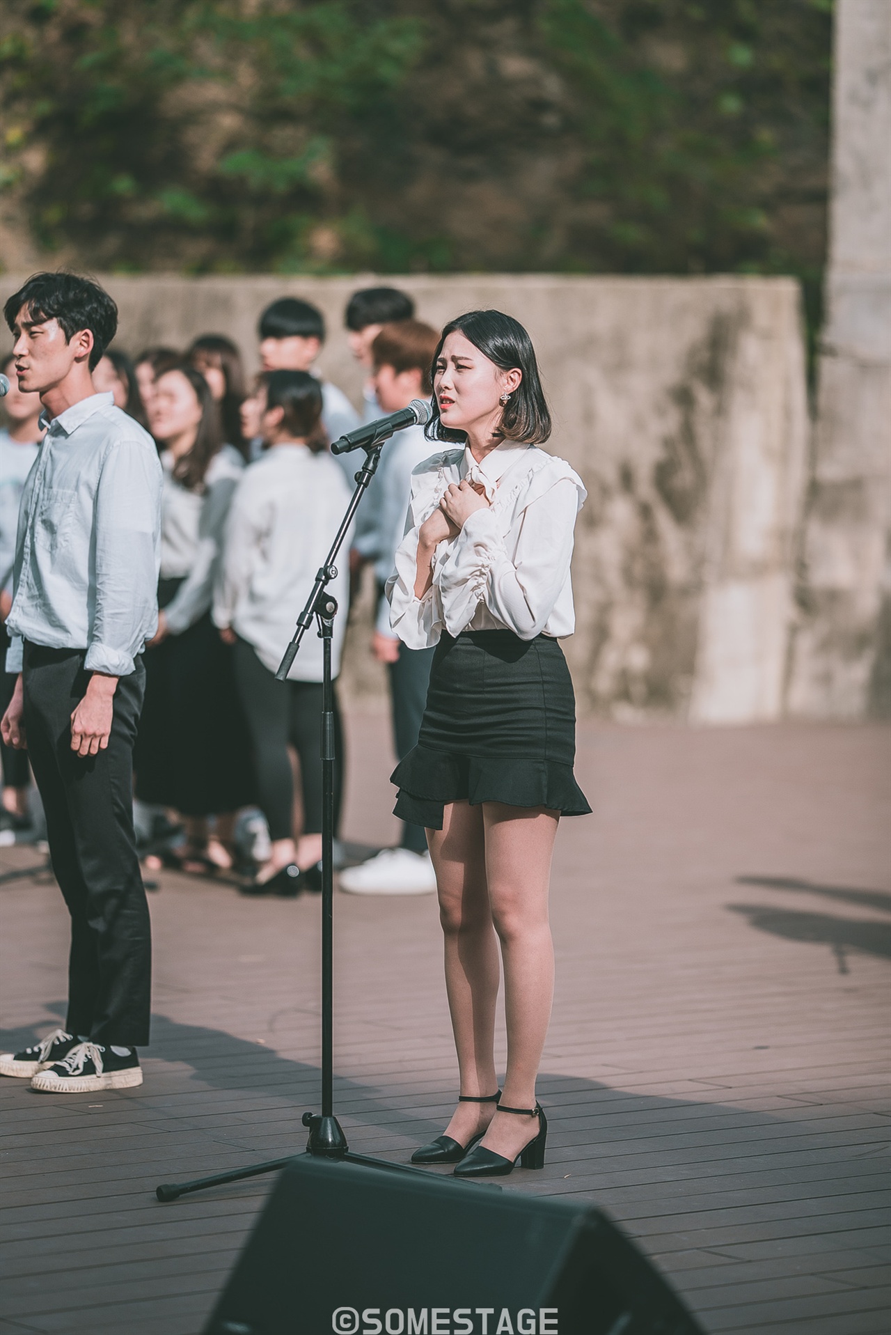  2018 현대차그룹 대학 연극·뮤지컬 페스티벌 프로그램 '싱잉 인 더 탱크'에서 예원예술대학교 학생이 노래하고 있다.