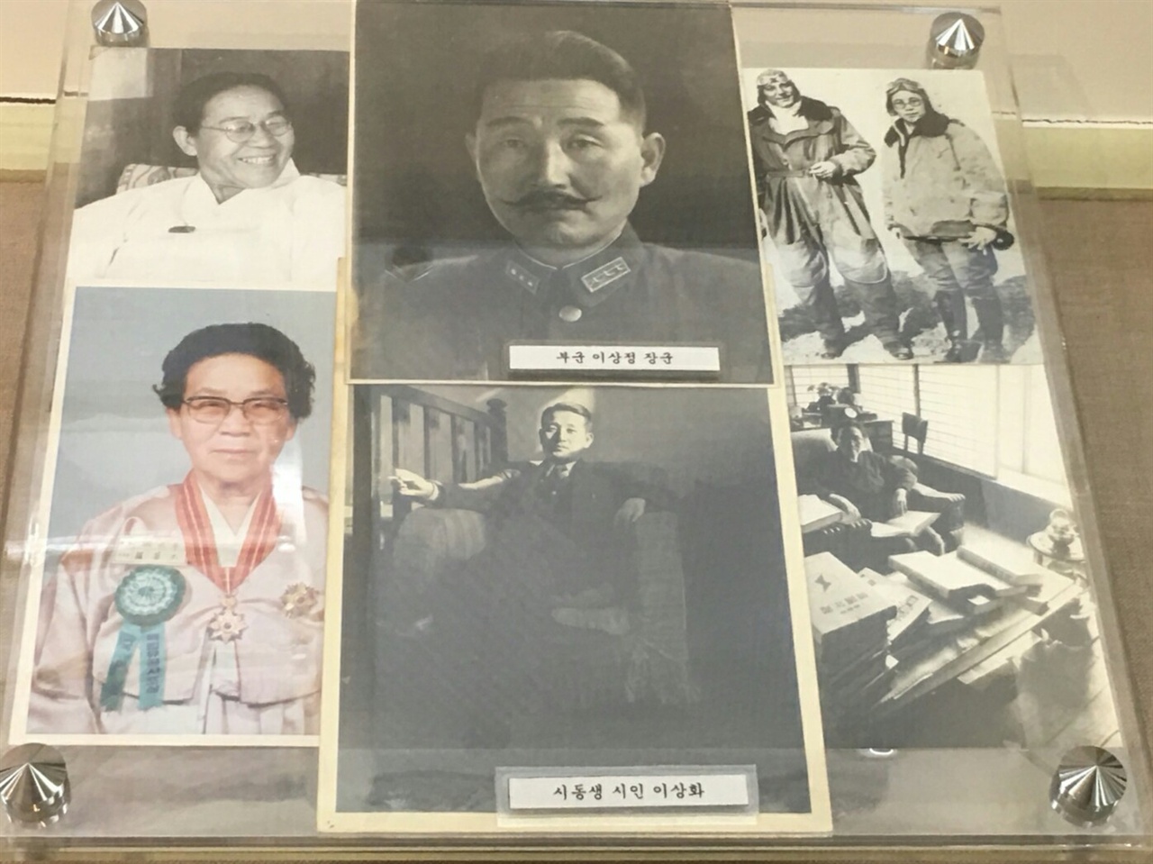 숭의여고 교정에 있는 '숭의 역사관'에는 권기옥 선생 등 숭의 출신 독립운동가의 이야기도 전시되어 있다. 