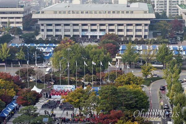 10월 15일 제 54회 인천시민의 날 기념식 및 어울림 마당이 인천시청과 시청 앞 미래광장에서 열렸다.
