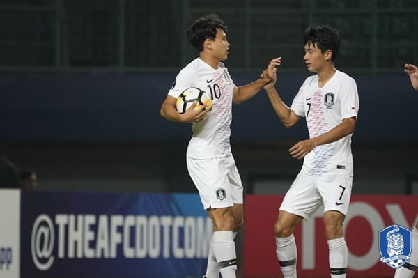  10월 25일 오후 9시(한국시간), 인도네시아 브카시 패트리엇 스타디움에서 열린 AFC U-19 챔피언십 조별리그 C조 3차전에서 한국 19세 이하 축구대표팀이 베트남에 3-1로 승리했다.