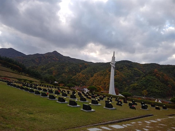 1살 젖먹이, 4살 5살 어린이가 빨치산 내통자라는 이름으로 학살당했다.