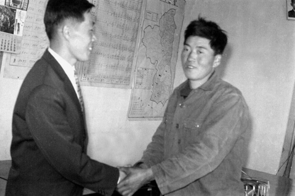 울진·삼척에서 생포된 북한 요원. 