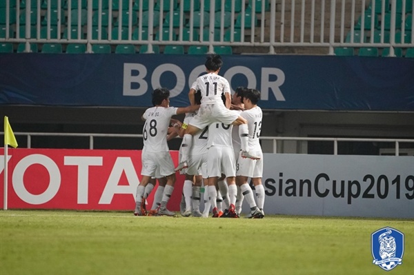 한국 U-19 대표팀 정정용호가 중동의 카타르를 잠재우고, AFC U-19 챔피언십 결승에 올랐다. 