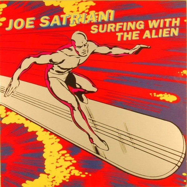  조 새트리아니의 1987년 작품 <Surfing With Ailen>은 앨범 커버에 ‘판타스틱 포’의 악당 실버 서퍼를 출연시켰다.