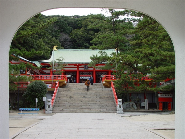 시모노세키에 있는 아카마진구(赤間神宮)
