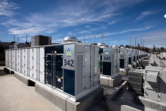 삼성SDI가 지난해 2월 미국 캘리포니아 지역 전력공급망 구축 프로젝트에 참여해 공급 완료한 에너지저장장치(ESS). 4만 가구가 4시간 동안 사용할 수 있는 용량이다.