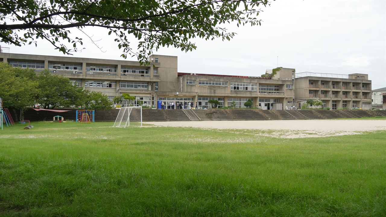 개교 60년이 넘은 후쿠오카 조선초급학교에는 현재 40여명의 유치부와 초급부 학생들이 재학중이다.