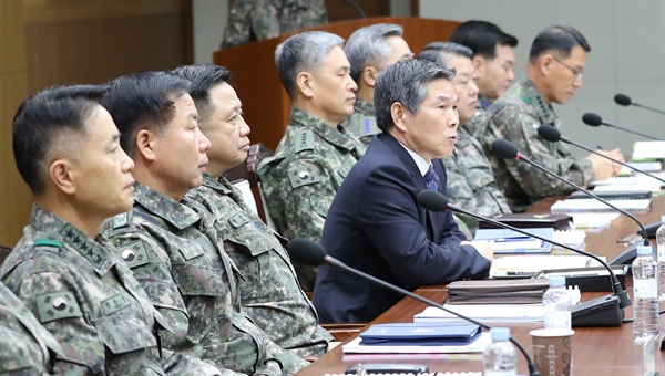 전작권 언급하는 국방부 장관 정경두 국방부 장관이 5일 오전 서울 용산구 국방부에서 열린 전군 주요지휘관회의에서 전작권에 대해 발언하고 있다. 2018.12.5 jeong@yna.co.kr (끝)