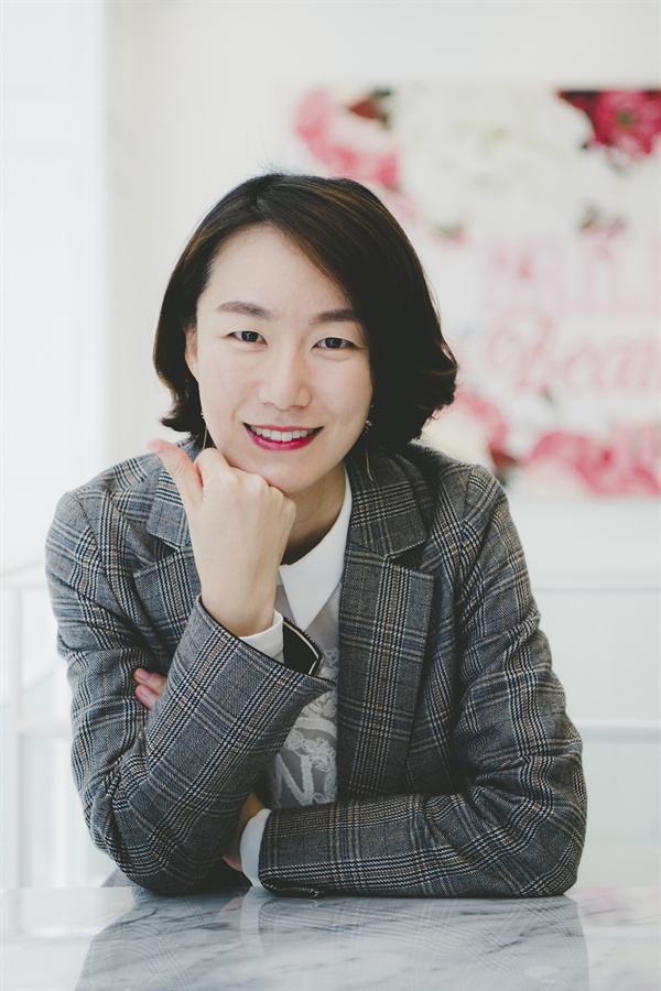 종교인 앨라이 인터뷰에 참여 중이신 박진영 목사님