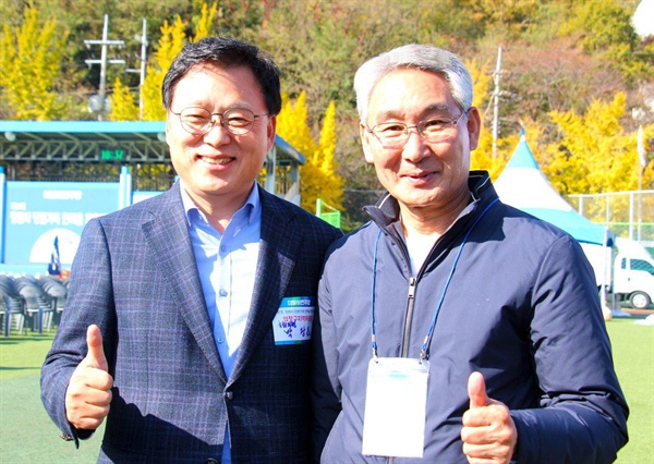 더불어민주당 박광온 최고위원(왼쪽)이 권민호 예비후보 후원회장을 맡았다.