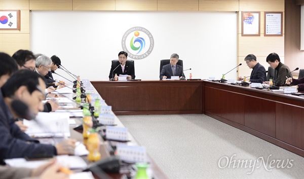 인천시교육청은 도성훈 교육감이 참석한 가운데 20일 오전 영상회의실에서 제2회 반부패 추진기획단 회의를 열었다.
