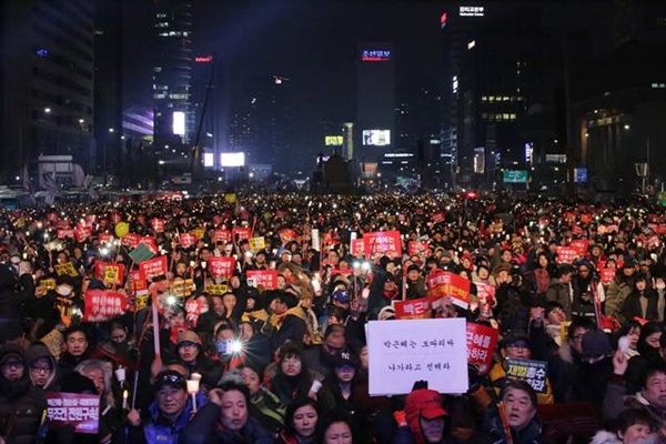 촛불의 생활화, 일상화를 통한 직접 민주주의. 3.1서울민회는 그 모색의 출발점이 될 것이다. 