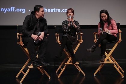  2019 뉴욕 아시아 필름 페스티벌(NYAFF) 개막작 오프닝 행사장, 영화제 첫 홍보대사인 <미쓰백> 주인공 한지민(가운데) 
