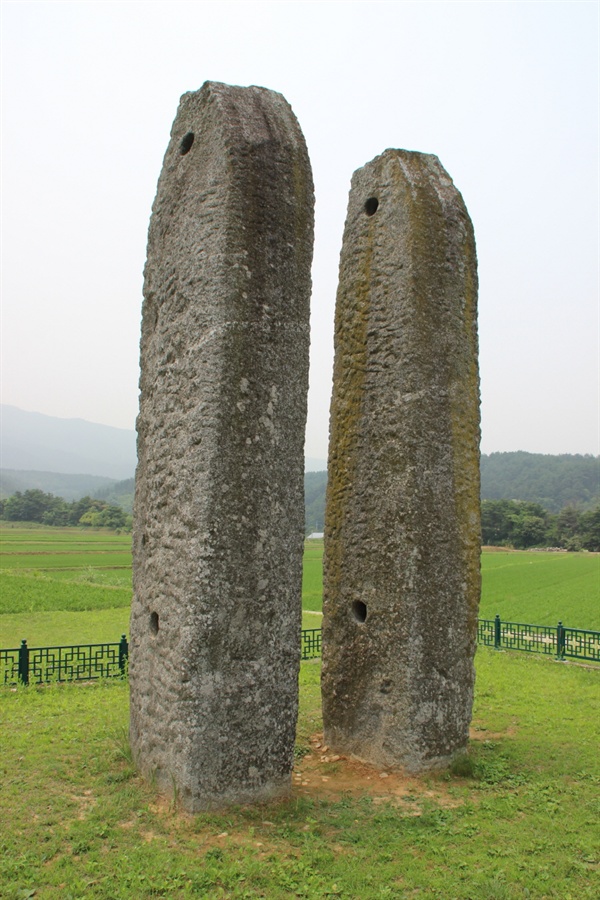  굴산사 당간지주