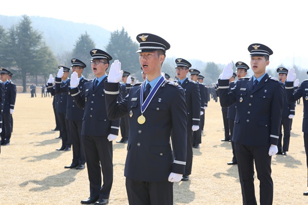  ‘제48기 공군 항공과학고등학교 졸업·임관식’