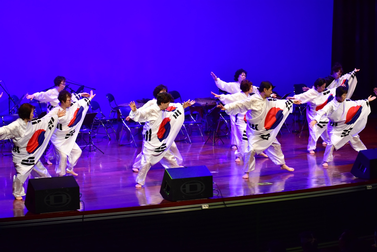 성남 3.1절 만세운동 기념식 공연 모습