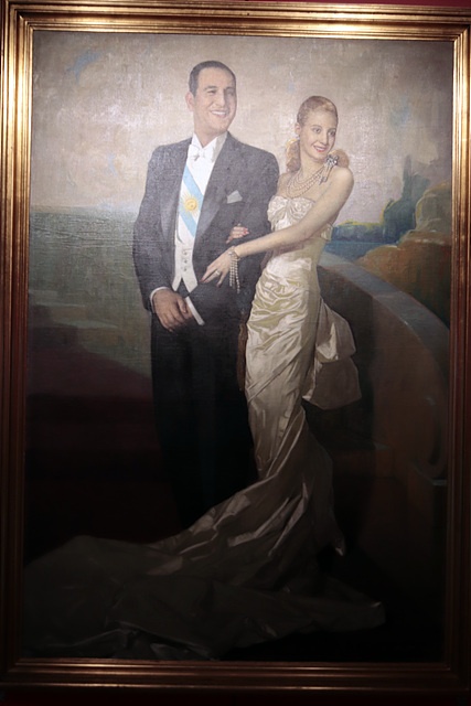 비센테나리오 박물관에는 페론 대통령 부부의 초상화가 있다. 