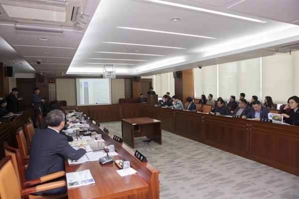 3월 21일 은평구의회에서는 광역자원순환센터 용역 결과 보고회가 열렸다.