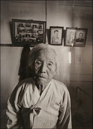김화순 할머니는 1930년대 남만주에서 항일무장투쟁으로 이름을 떨쳤던 양세봉(1896-1934) 장군의 셋째 제수이다.