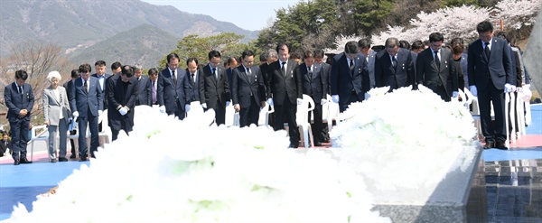 4월 8일 거창군 신원면 거창사건 추모공원에서 열린 추모식.