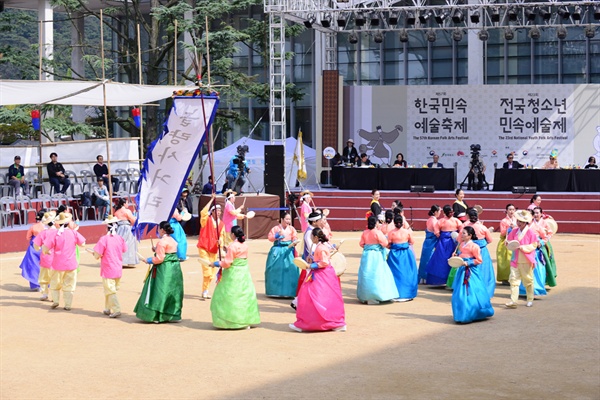 한국민속예술축제 놀량사거리팀 대회출전 사진