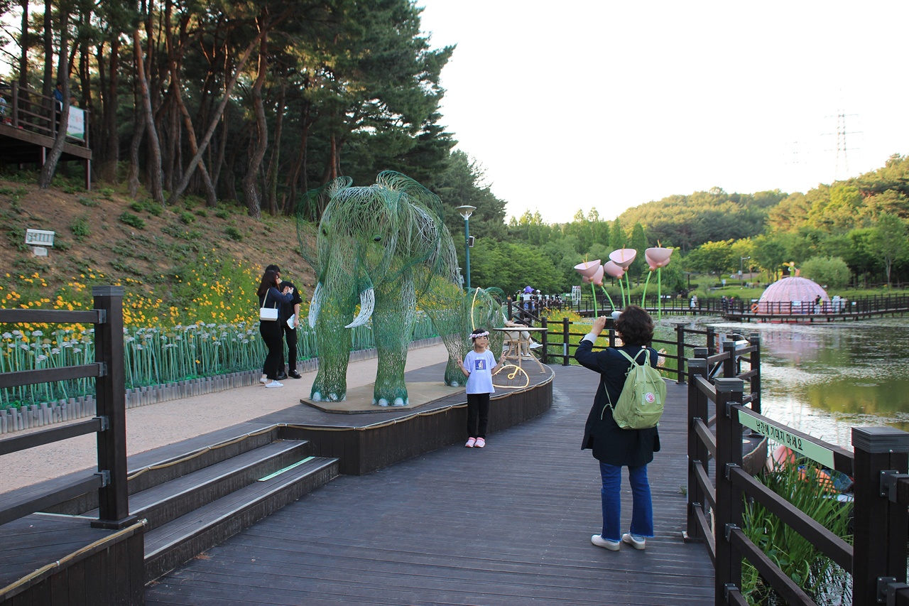 울산대공원' 마법의 연못' 주변 모습