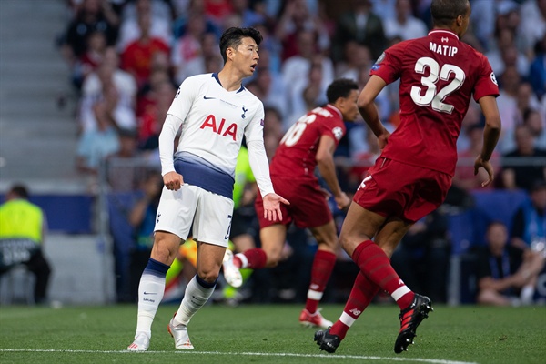  2일 새벽(한국 시각) 2018-19시즌 유럽축구연맹(UEFA) 챔피언스리그 결승전에 나선 토트넘 홋스퍼의 손흥민.