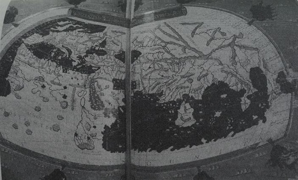 프톨레미 세계지도(1482년 이태리 Berlinghieri 제작)