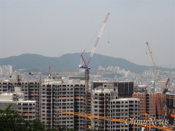 서울 지역의 한 재개발 아파트 현장