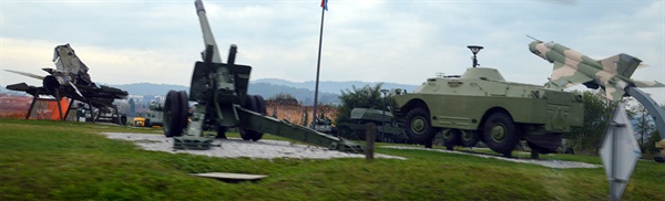 내전을 겪고 독립을 쟁취한 크로아티아 군의 무기들이 전시되어 있다.