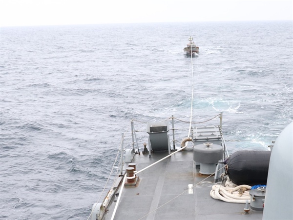 사진은 지난 11일 동해 해상에서 표류하다 우리 해군에 구조된 북한어선의 모습. 2019.6.11 [합동참모본부 제공]