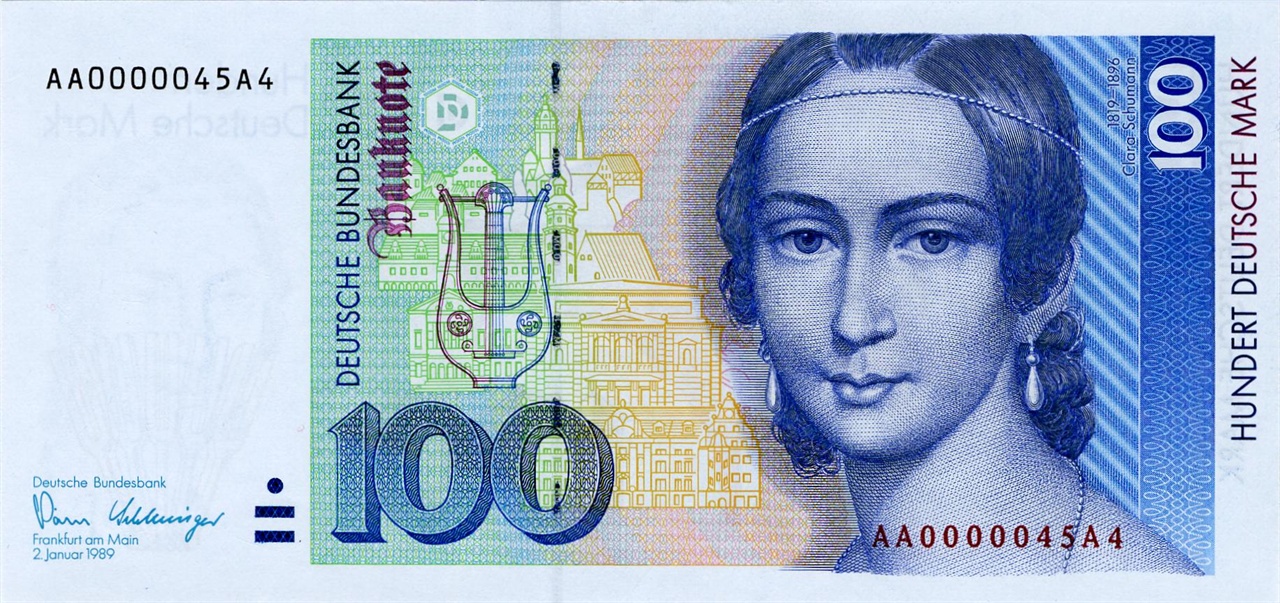 클라라 슈만이 나온 지폐. 유로화로 통일되기 전 독일 100마르크 화폐에는 클라라 슈만의 얼굴이 들어있었다.