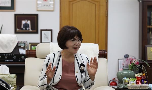 김선화 안양시의회 의장