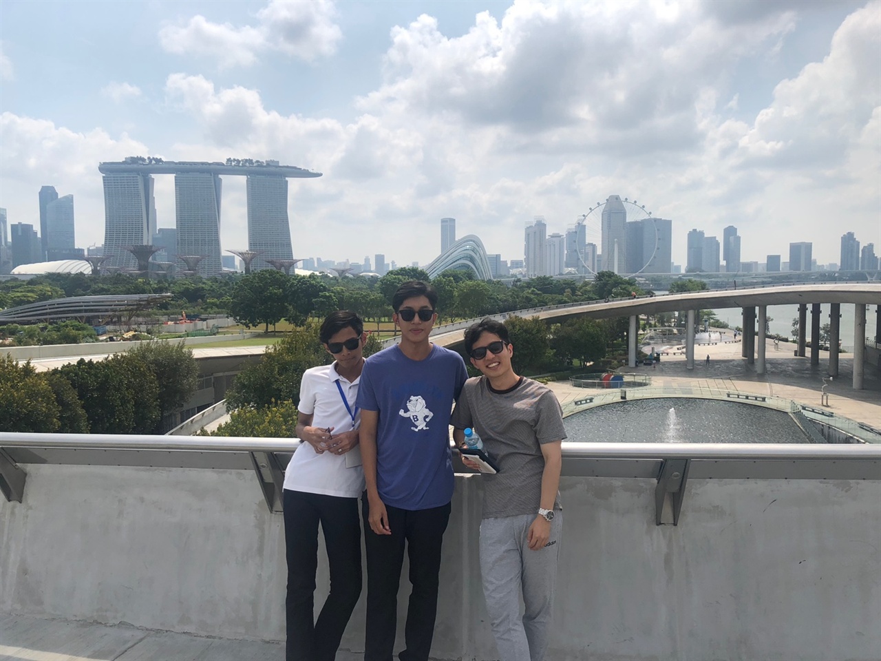 2019 ASEAN-Korea Youth Network Workshop에 참여한 Akar Maung, Mohammad Aidil Ali, 그리고 기자