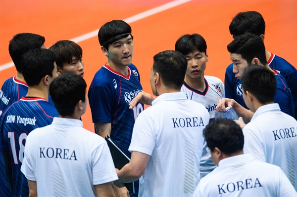  한국 남자배구 대표팀... 도쿄 올림픽 세계예선전 한국-벨기에 경기 (2019.8.12)
