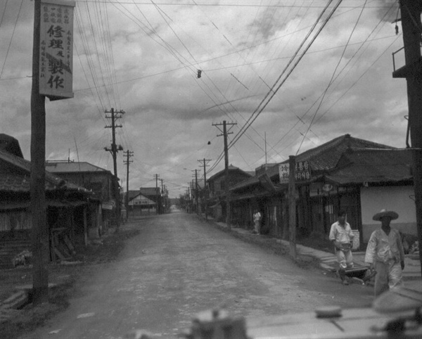 3. 천안 시가지(1950. 7. 7.).