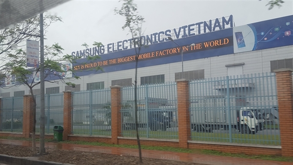 베트남에서 16만명을 고용하고 있는 삼성전자 베트남 사업장의 모습