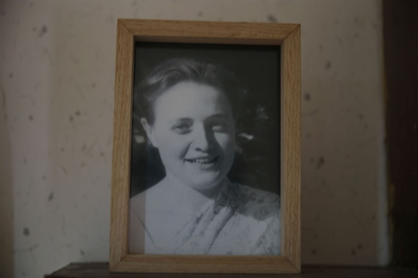 소록도 사택의 방에 남아있는 마가렛의 옛 사진. 마가렛은 1966년부터 39년 동안 소록도에서 한센인들을 돌보며 자원봉사를 했다.