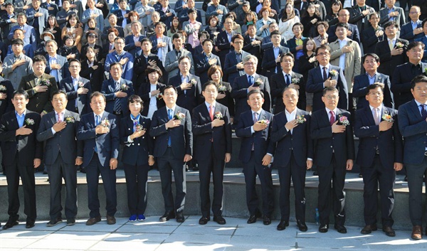  11월 1일 김해서부문화센터 야외공연장에서 열린 ‘창원~김해 시내버스 광역환승할인제 기념 행사’.