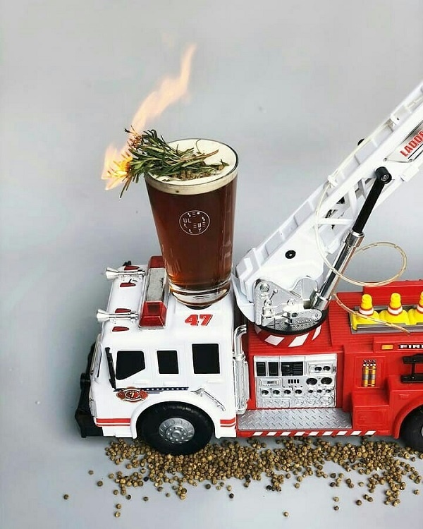 11월 9일 소방의 날에 출시된 소방관을 위한 맥주, Fire Engine.
